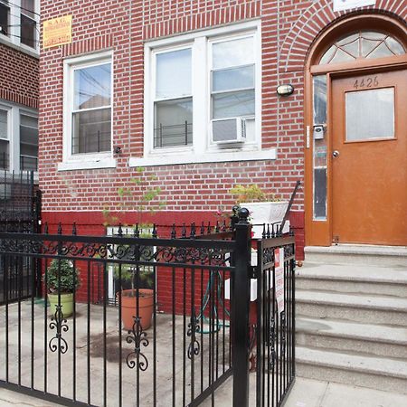 Studio, One And Two Bedroom Apartments - Bronx New York Exterior foto